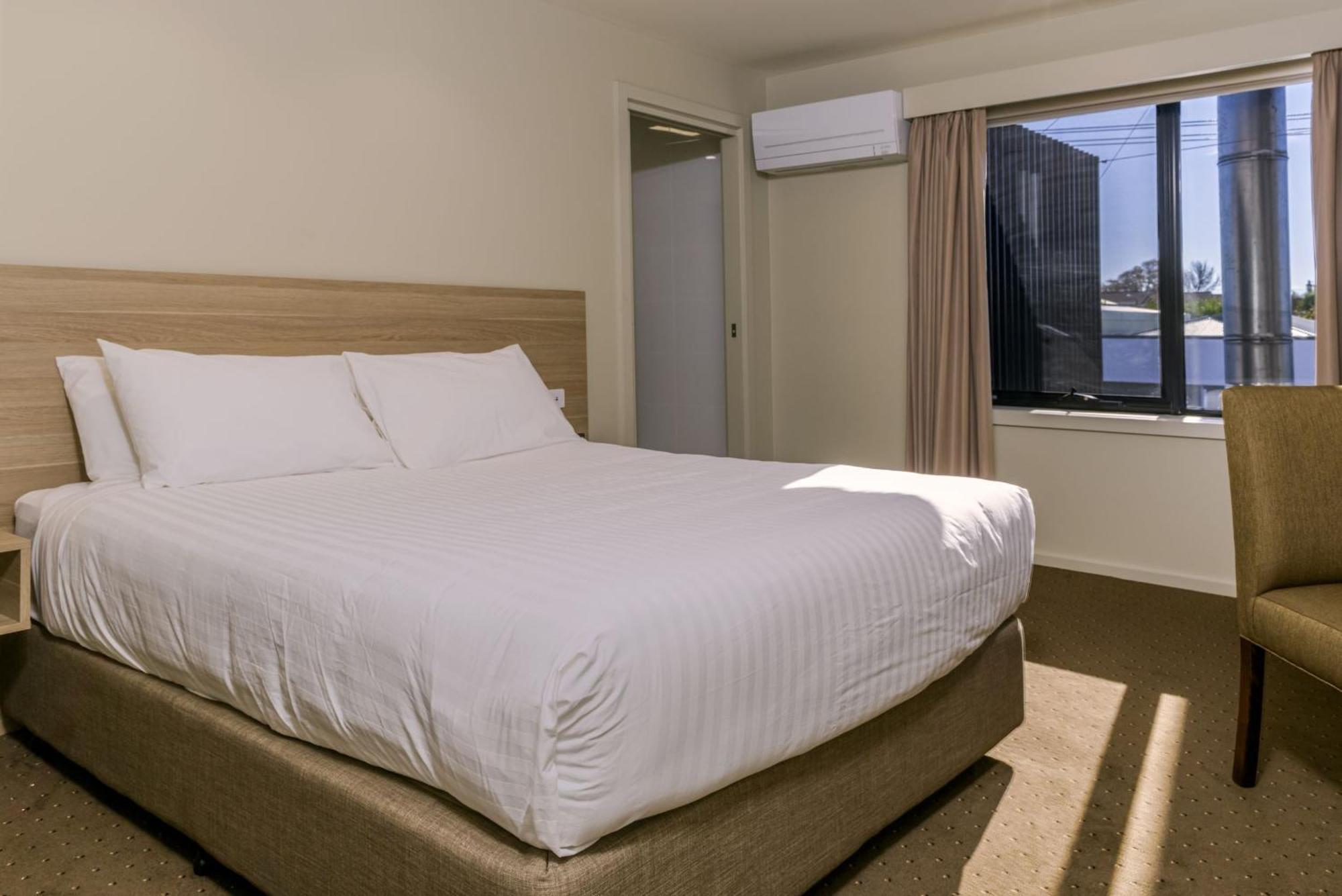 Elimatta Hotel เดวอนพอร์ต ภายนอก รูปภาพ