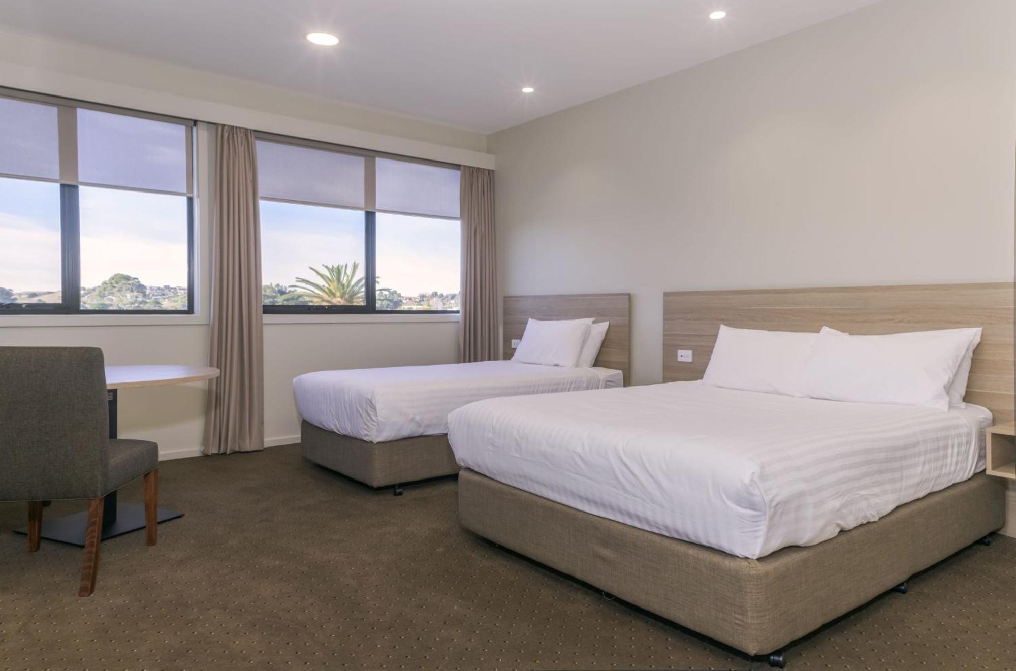 Elimatta Hotel เดวอนพอร์ต ภายนอก รูปภาพ