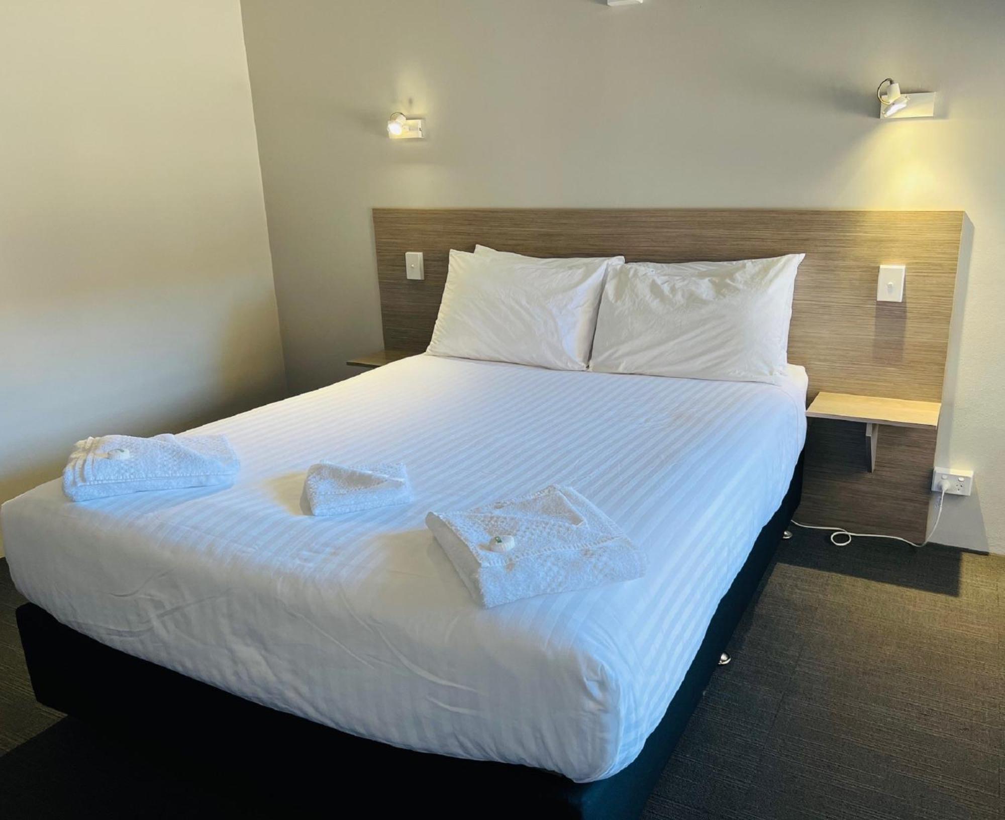 Elimatta Hotel เดวอนพอร์ต ภายนอก รูปภาพ